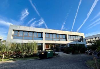 Location bureau Bordeaux (33300) - 375 m² à Bordeaux - 33000