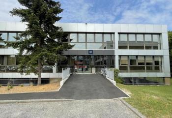 Location bureau Bordeaux (33300) - 171 m² à Bordeaux - 33000