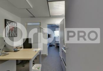 Location bureau La Rochelle (17000) - 81 m²