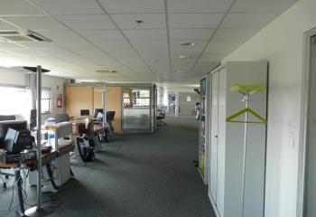 Location bureau Saint-Cyr-sur-Loire (37540) - 1769 m² à Saint-Cyr-sur-Loire - 37540