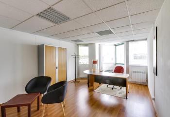 Location bureau Saint-Genis-Pouilly (01630) - 35 m²