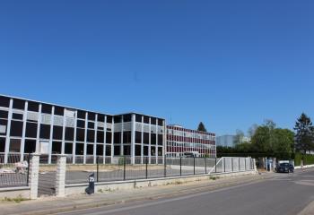 Location bureau Senlis (60300) - 394 m²