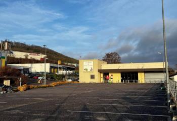 Location local commercial Frouard (54390) - 1059 m²