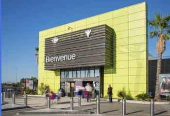 Location local commercial Saint-Jean-de-Védas (34430) - 800 m² à Saint-Jean-de-Védas - 34430