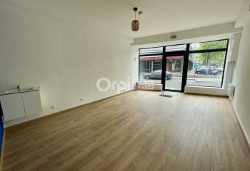 Location local commercial Tourcoing (59200) - 67 m²