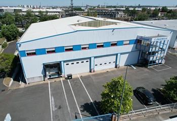 Location activité/entrepôt Vénissieux (69200) - 2135 m² à Vénissieux - 69200